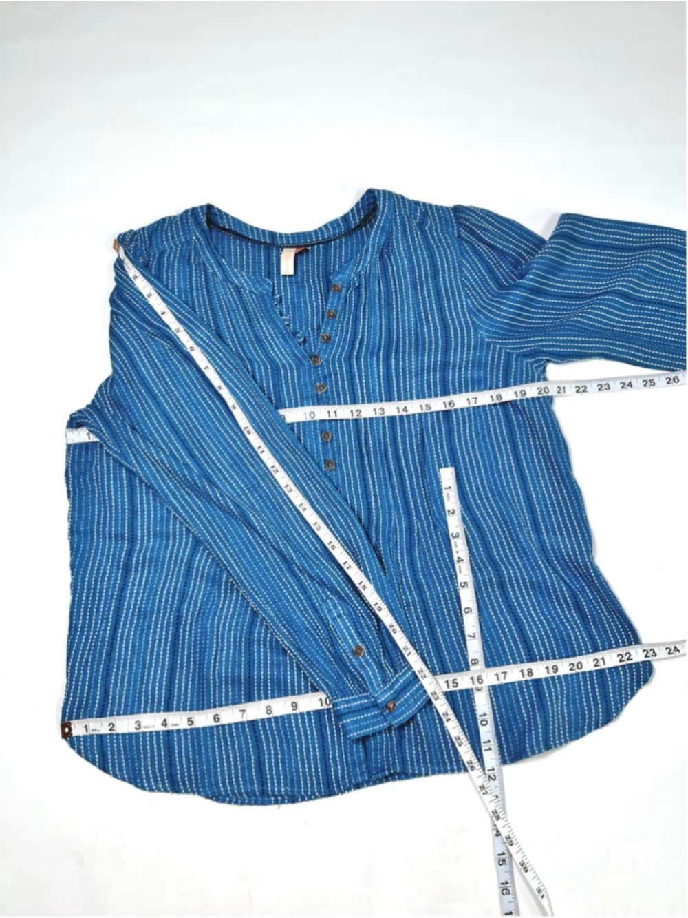 Anthropology Pilcro Button Down Shirt Size M Blue White BlackStriped Long Sleeve